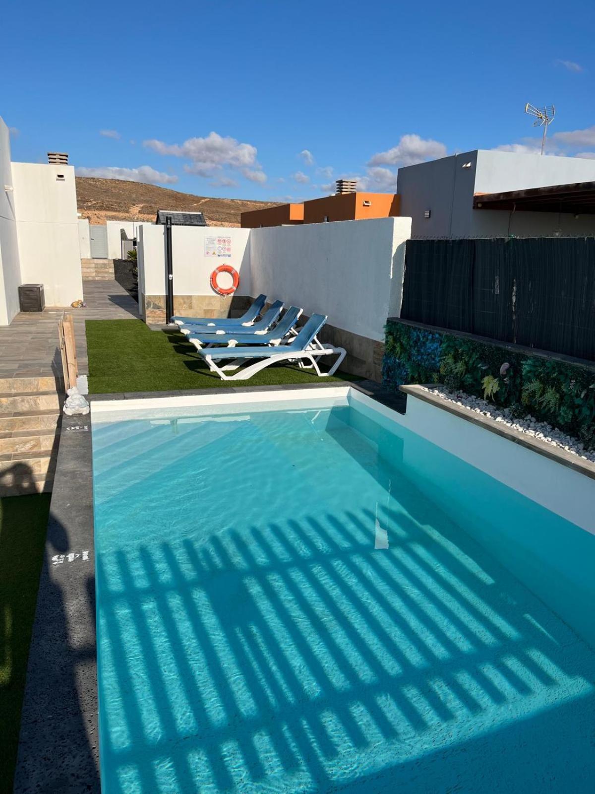 Family Dreams Villa กาเลตาเดฟุสเต ภายนอก รูปภาพ